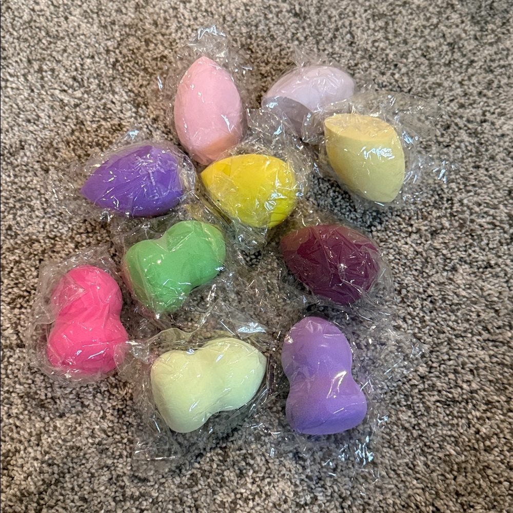 Colorful Makeup Sponge Set - Picture 2 of 2